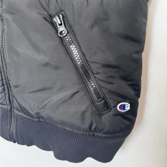 Champion Puffer Vest Black - Picture 7 of 11